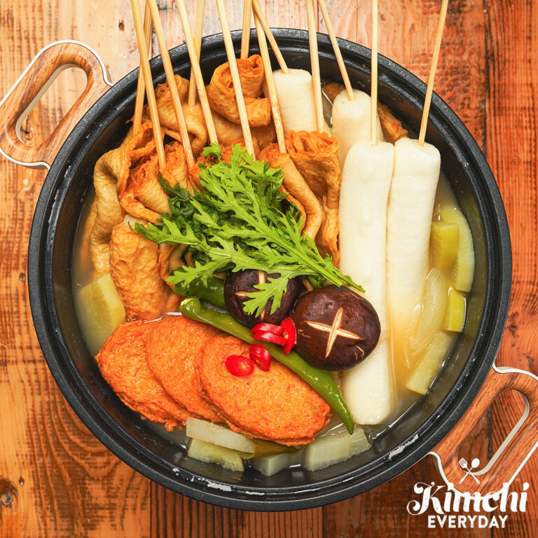 Fish Cake Skewer Soup: Wintertime Eats