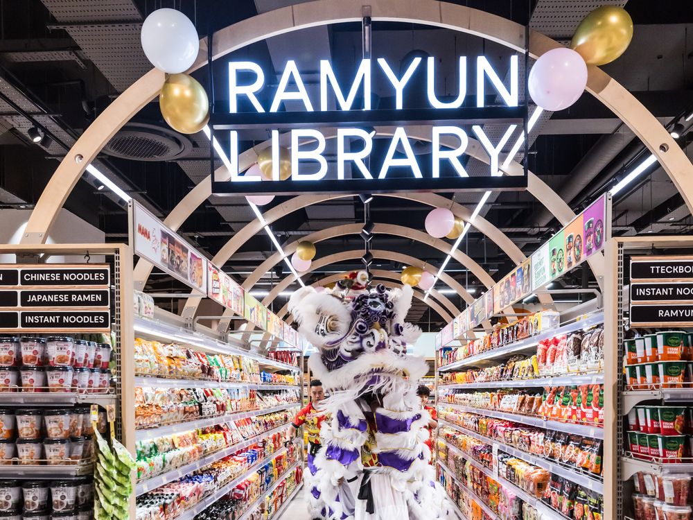 The Ramyun Library aisle at Oseyo Newcastle